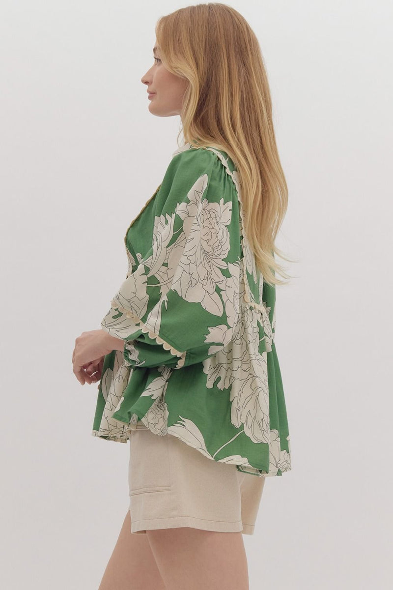 Entro Green Vneck Floral Top with Scalloped Edge